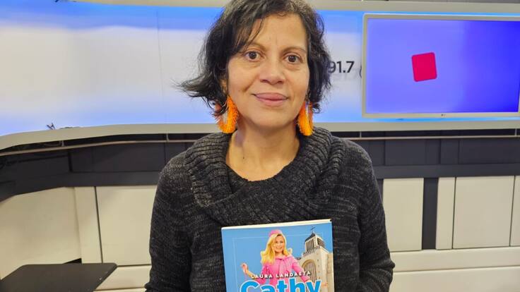 Laura Landaeta apunta a Joaquín Lavín Jr. por irregularidades en Maipú en libro sobre Cathy Barriga: “Administró la municipalidad siendo diputado”