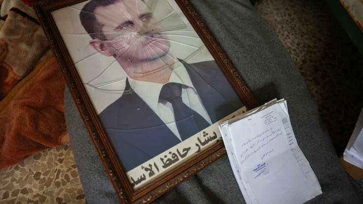 Siria: yihadistas dicen tener el control de Damasco y se anuncia la huida de Bashar Al Asad