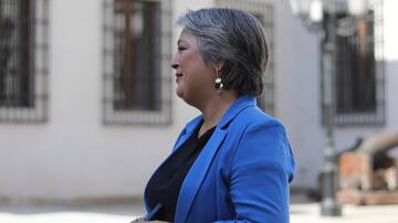 Ministra del Trabajo advierte de posibles sanciones a la ANFP por la regla del sub 23 en la Segunda División Profesional