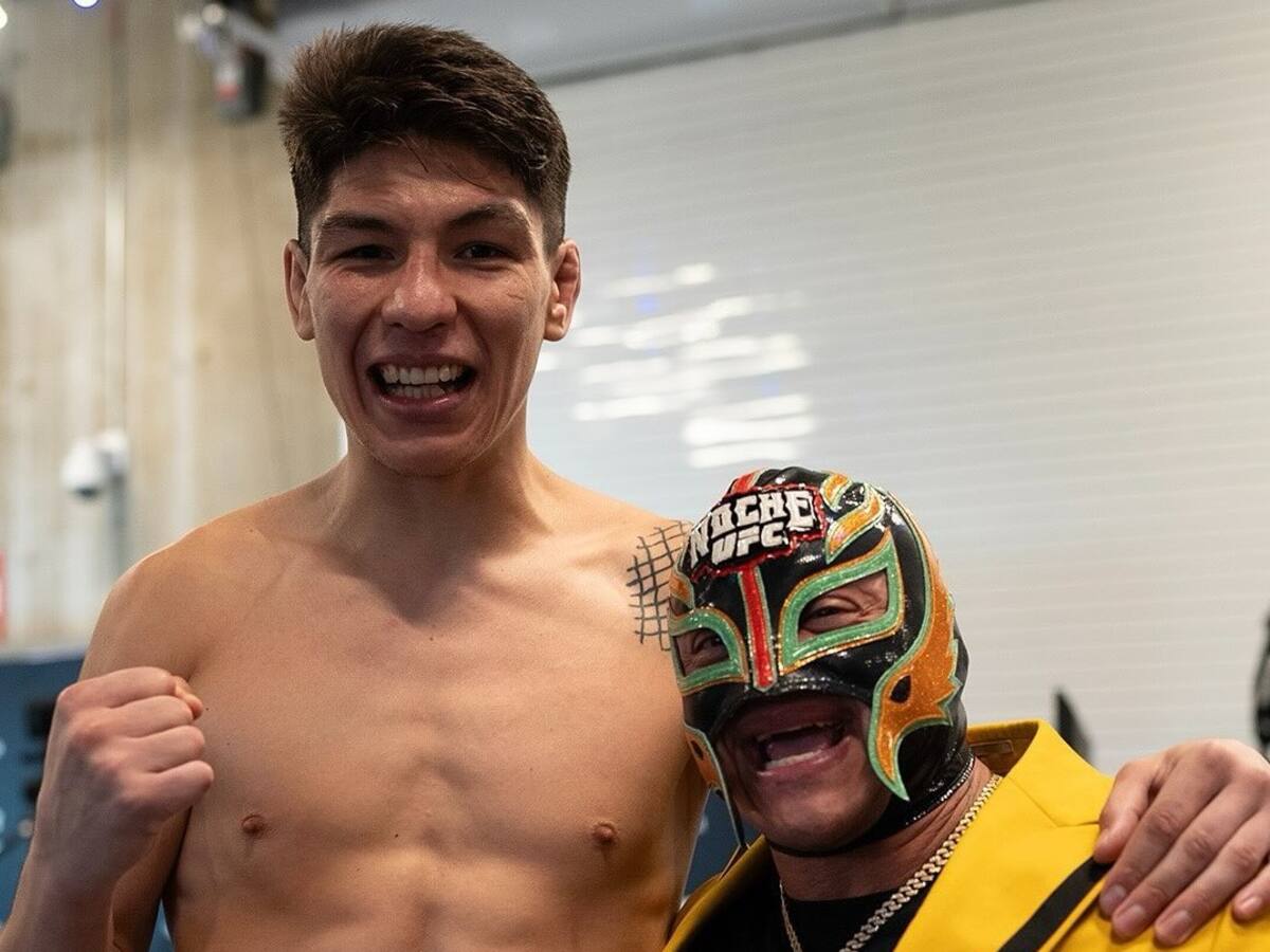 Ignacio “Jaula” Bahamondes cumple su sueño de la infancia: abrazó y conversó con su ídolo Rey Mysterio