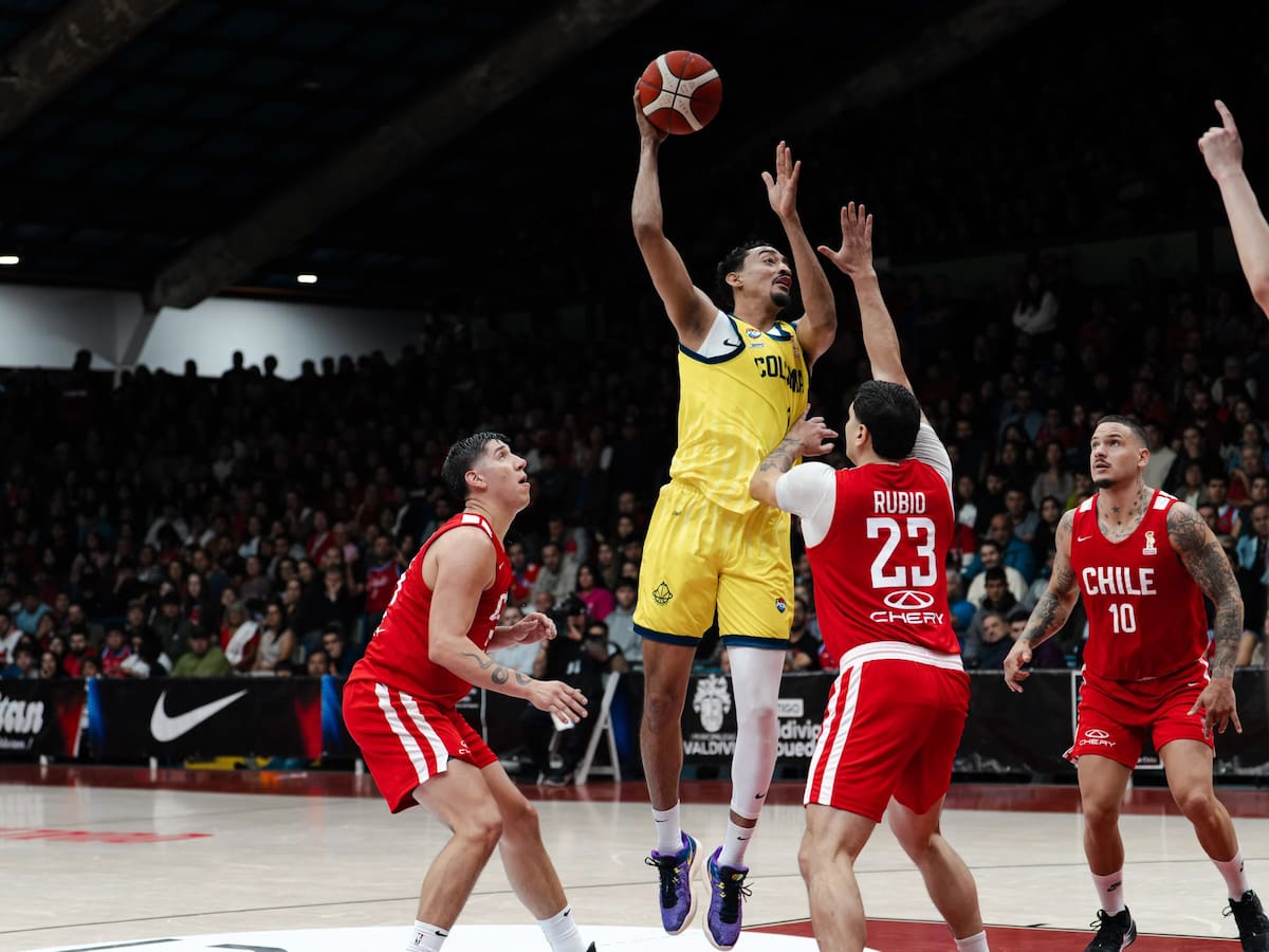 Las bajas pasaron la cuenta: Chile cae ante Colombia y se complica en las clasificatorias al Mundial de Básquetbol 2027
