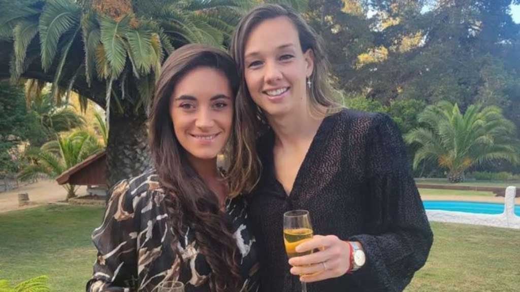 Tiane Endler y Sofía Orozco