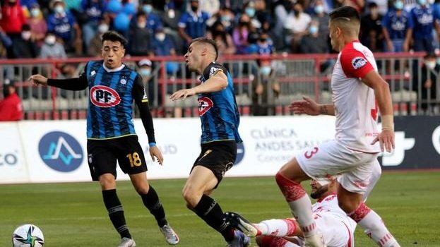 Así actuó el VAR en el polémico penal que decidió la serie entre Huachipato y Copiapó: "Me parece primero balón"