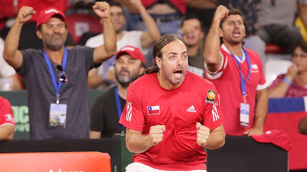 San Juan, 07 de abril de 2018Los tenistas chilenos, Nicolas Jarry y Hans Podlipnik, enfrentan al equipo argentino, en el partido de dobles por la Copa Davis.
En la imagen, Nicolas Massu.
San Juan, Argentina
Delfo/Photosport