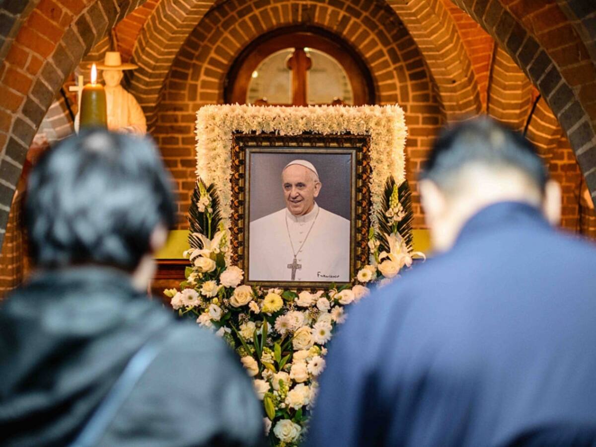 Gracias a donación: sobrino del papa Francisco logra viajar a Roma para despedirlo