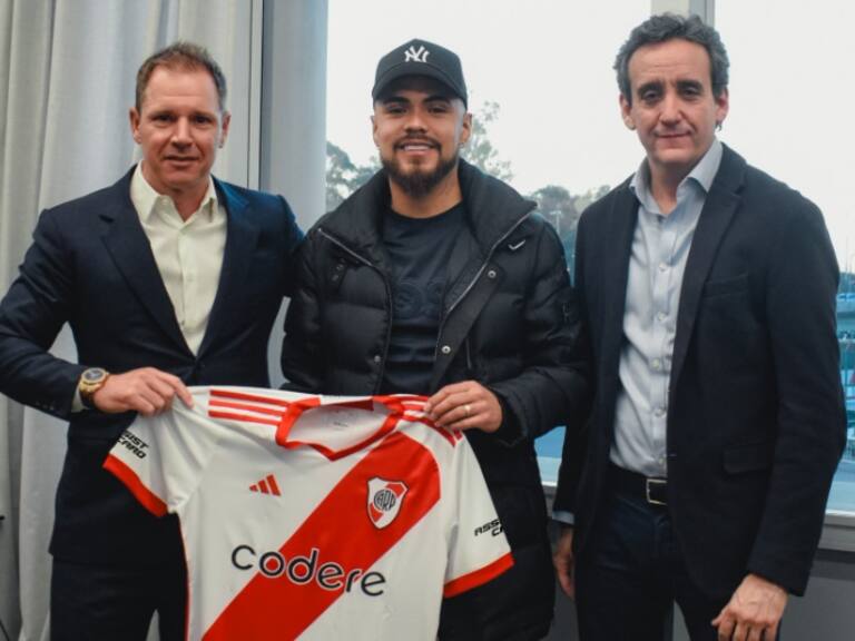 Estatus de crack: River Plate anuncia con bombos y platillos renovación de Paulo Díaz y el chileno será el jugador mejor pagado del fútbol argentino