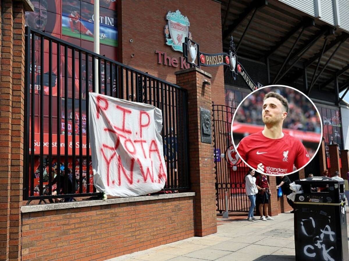 “Nunca caminarás solo”: Anfield se tiñe de emoción por homenaje de hinchas del Liverpool a Diogo Jota