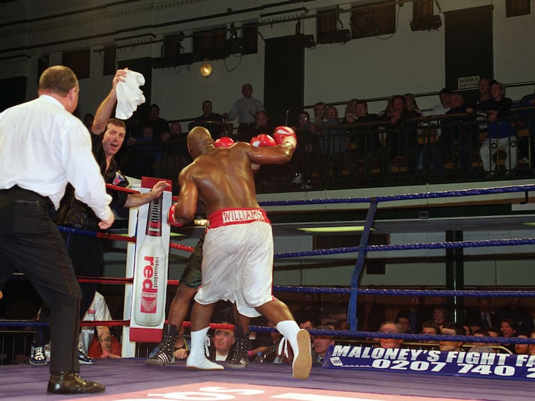 No proviene del boxeo: Este es el inesperado origen de la frase “tirar la toalla”