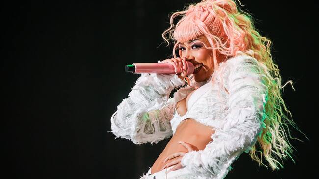 DOJA CAT se presenta en el escenario BANCO DE CHILE durante el tercer día de Lollapalooza Chile 2022 en el Parque Bicentenario Cerrillos en Santiago, Chile, 20 de marzo de 2022.
FOTO: JONNATHAN OYARZUN / LollapaloozaCL
DOJA CAT performs in BANCO DE CHILE during the third day of Lollapalooza Chile 2022 at Bicentenario Cerrillos Park in Santiago, Chile, March 20, 2022.
PHOTO: JONNATHAN OYARZUN / LollapaloozaCL