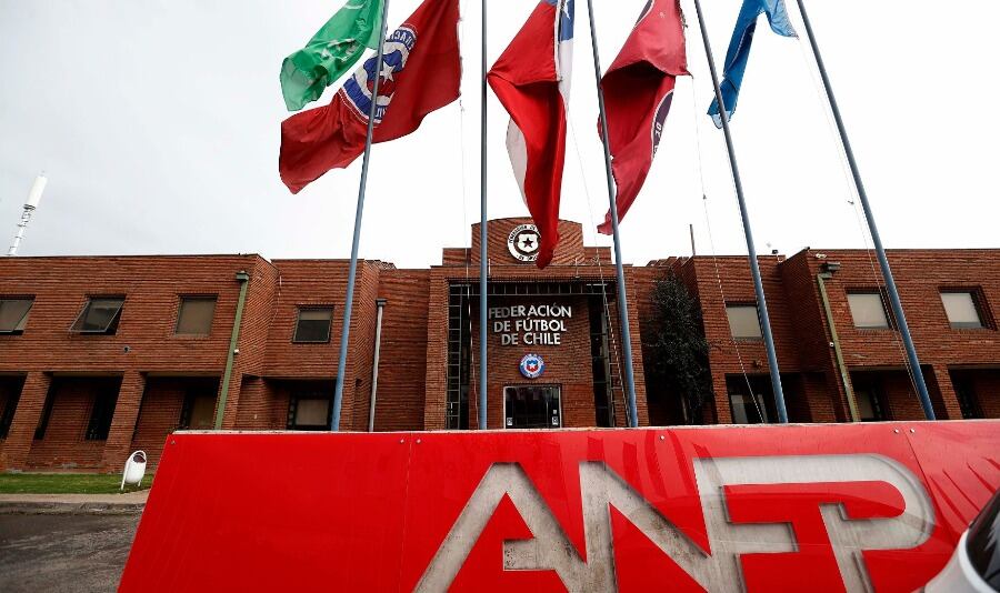 ANFP presenta defensa judicial contra oficio que le pide terminar sus contratos con casas de apuesta online