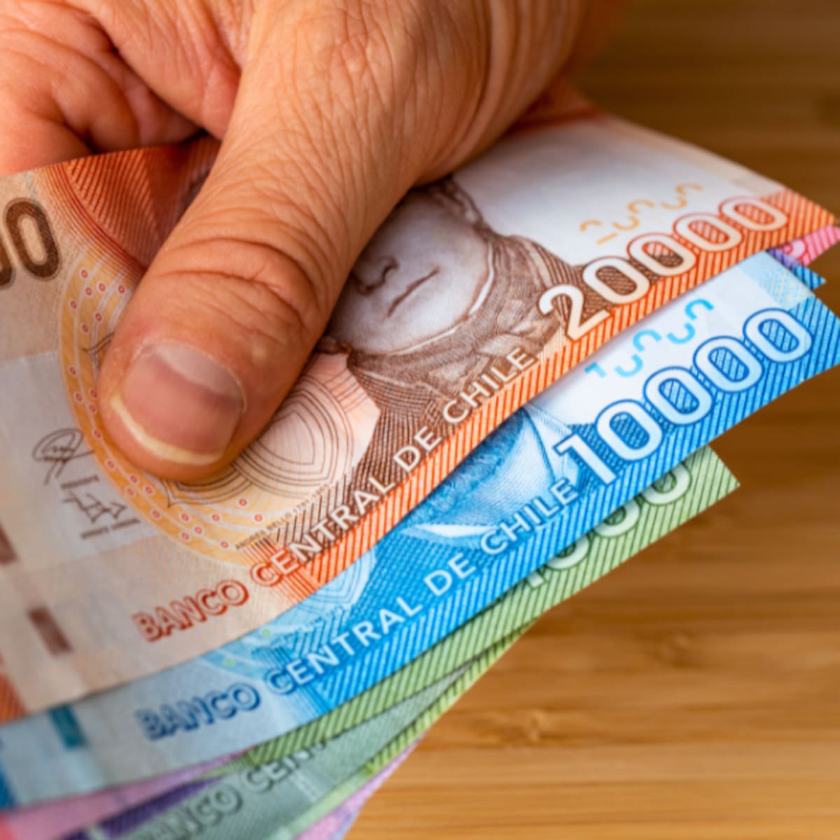 Bono de $58 mil mensuales para familias: Revisa los dos requisitos clave para recibir el pago