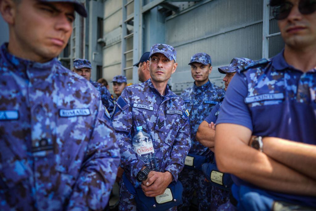Soldados de la armada de Rumania participan de ejercicios de la OTAN