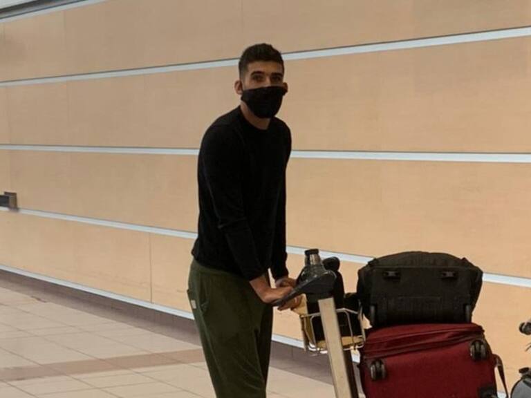 Emiliano Amor en su llegada a Chile: «Desde el primer momento que supe lo de Colo-Colo quise venir»