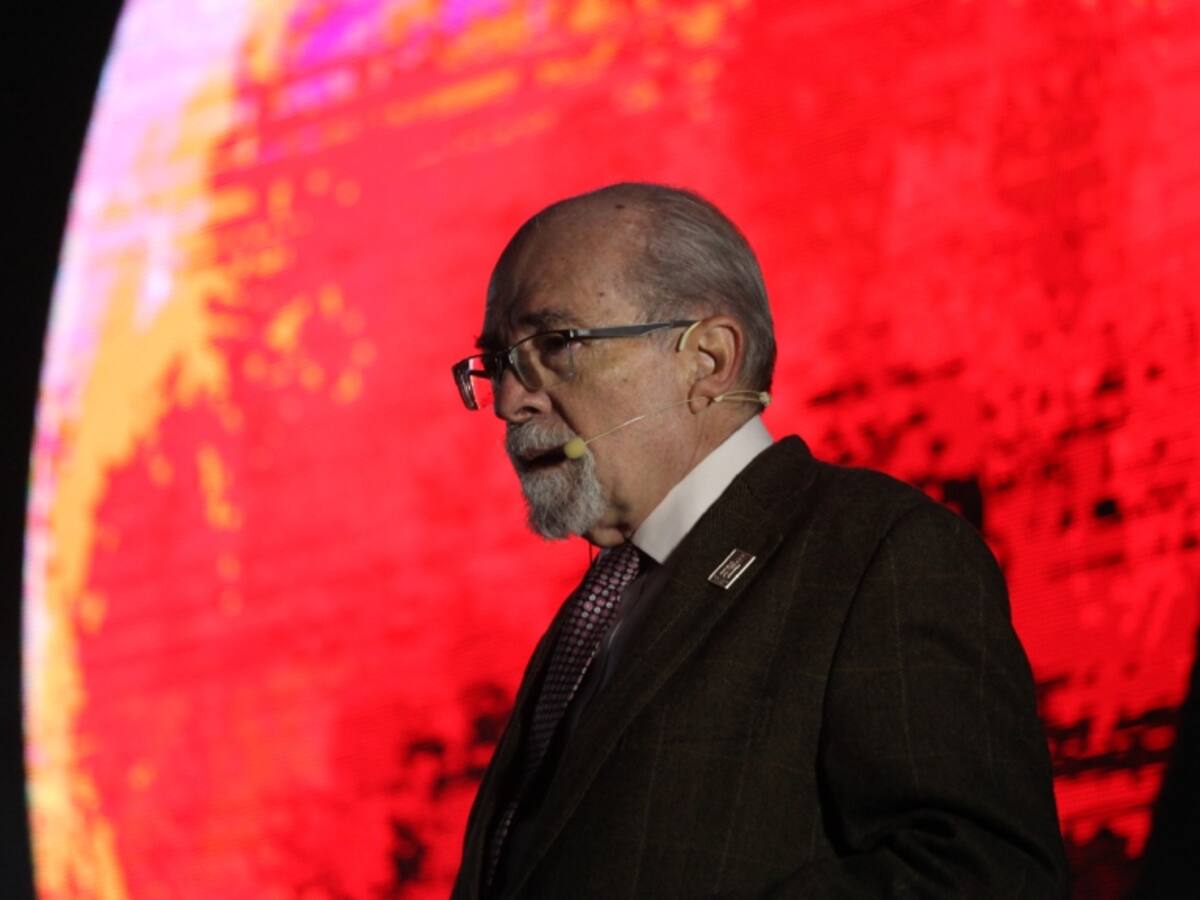 Profesor José Maza adelantó los eventos astronómicos de marzo: «Todos los días podemos ver cosas distintas»