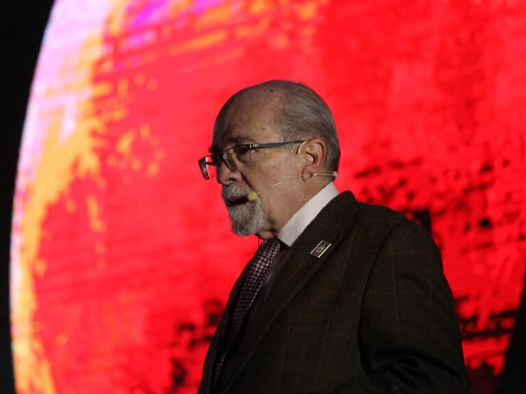 Profesor José Maza adelantó los eventos astronómicos de marzo: «Todos los días podemos ver cosas distintas»