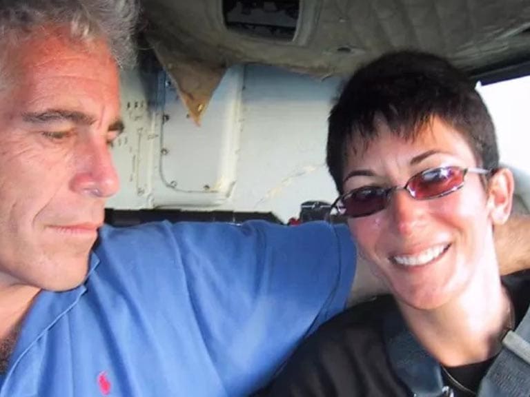Jeffrey Epstein y Ghislaine Maxwell