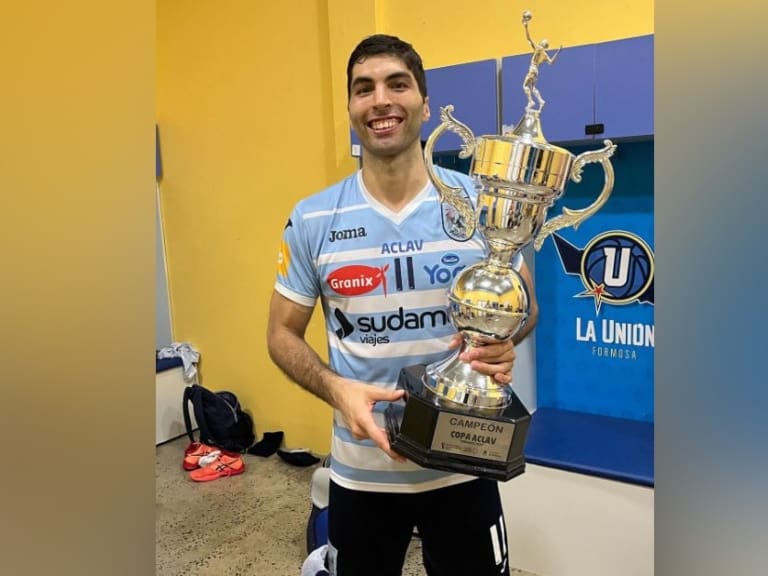 Vicente Parraguirre se corona campeón de la Copa Argentina de Voleibol