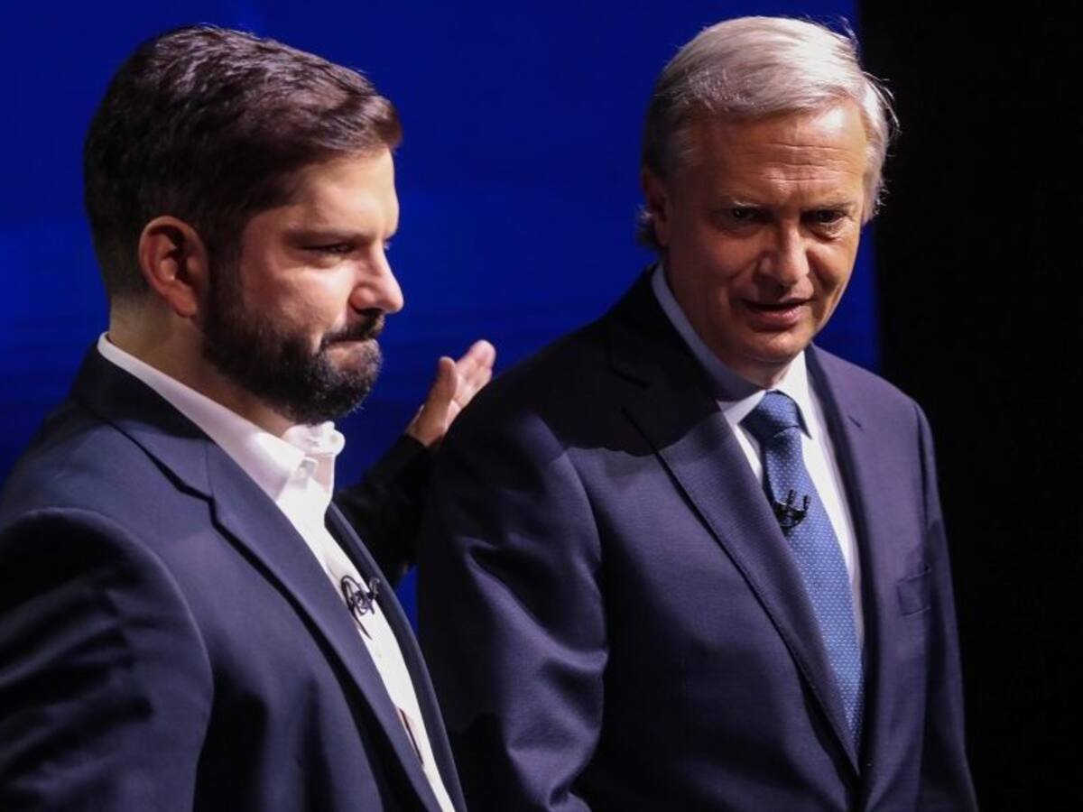 “Vamos a ir por usted”: Kast exige al presidente Boric revelar todos los correos con ProCultura