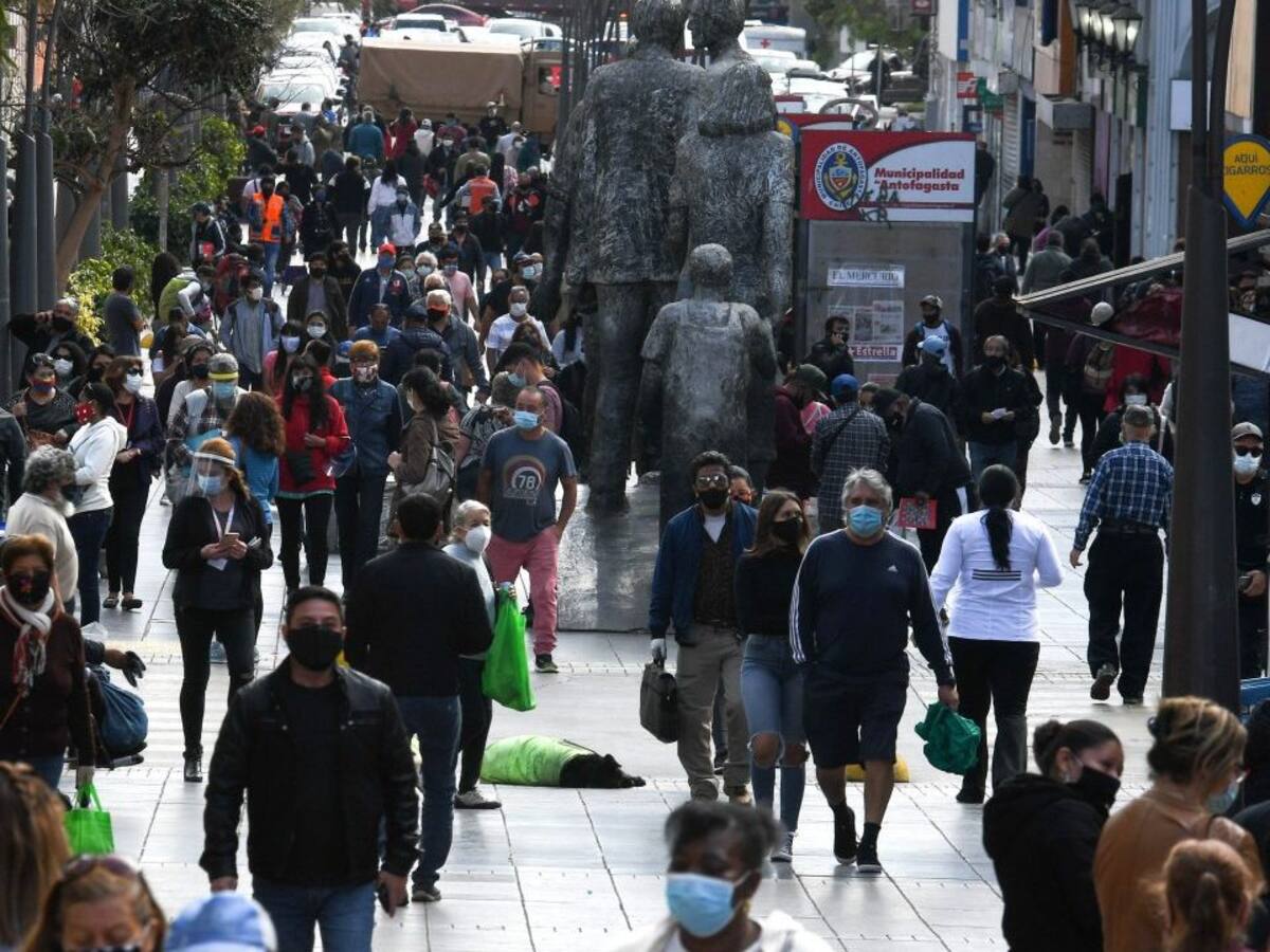 Antofagasta lidera listado de comunas con más casos activos en el país según el último informe epidemiológico