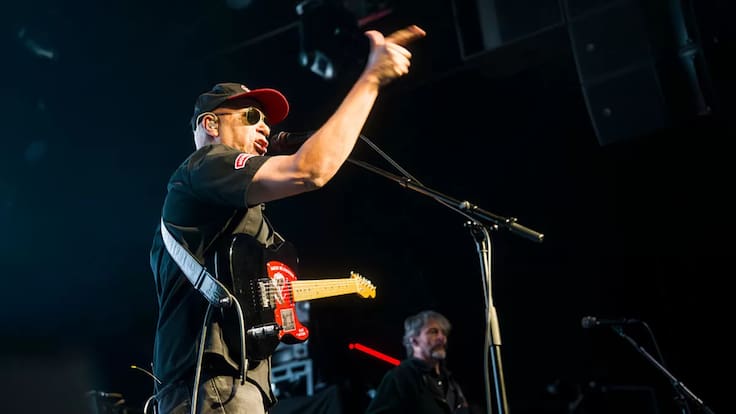 Tom Morello emociona en Lollapalooza Chile 2026: realizó tributo a Víctor Jara y lanzó consignas contra Kast