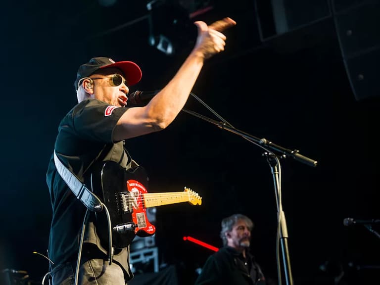 Tom Morello emociona en Lollapalooza Chile 2026: realizó tributo a Víctor Jara y lanzó consignas contra Kast