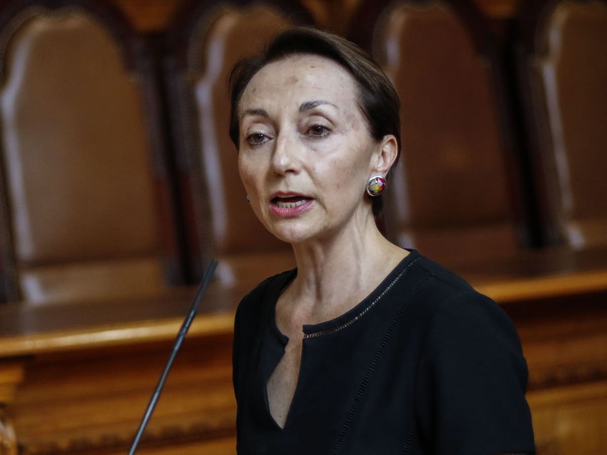 “La decisión fue clara, precisa y unánime”: ministra Gloria Ana Chevesich por suspensión de funciones de Ángela Vivanco