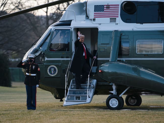 El expresidente estadounidense Donald Trump deja la Casa Blanca