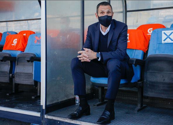Gustavo Poyet: "De lo que pasa dentro del club no comento nada"