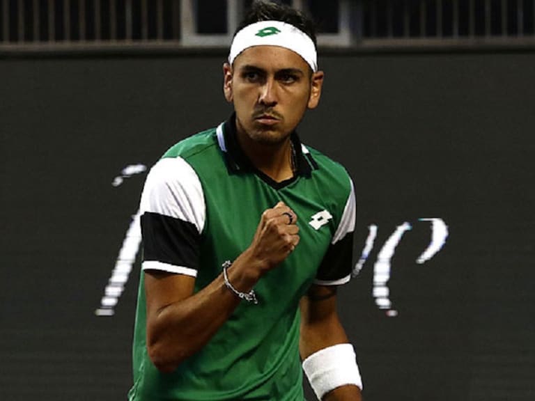 Mira los grandes puntos con que Alejandro Tabilo se llevó el segundo set y el partido sobre Damir Dzumhur en el Miami Open