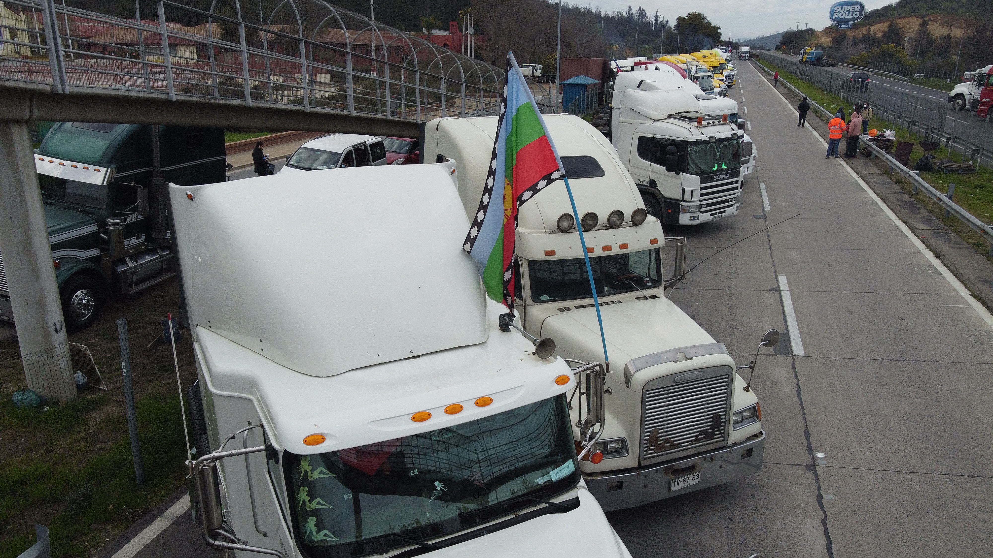 Segundo día de paro de camioneros