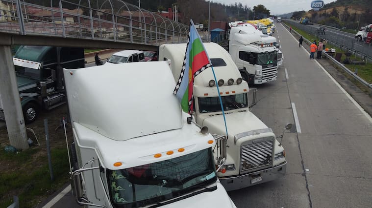 Segundo día de paro de camioneros