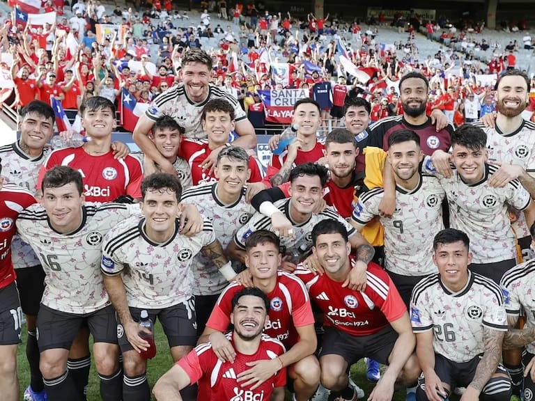 Carlos Parra - Comunicaciones FFCh