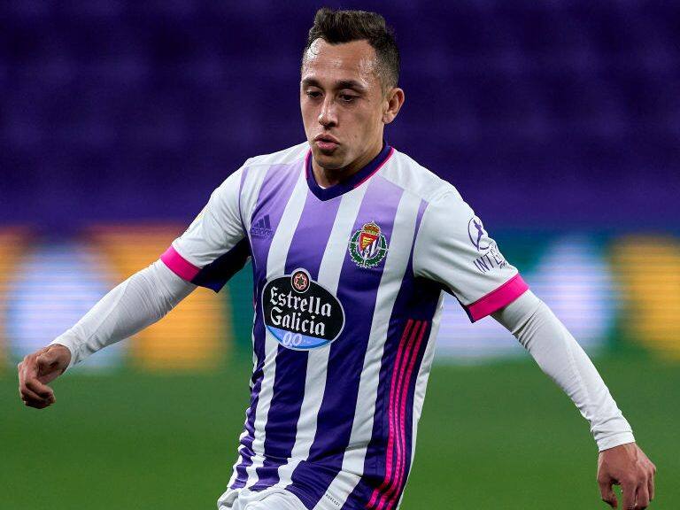 VALLADOLID, SPAIN - DECEMBER 22: Fabian Orellana of Real Valladolid CF looks on during the La Liga Santander match between Real Valladolid CF and FC Barcelona at Estadio Municipal Jose Zorrilla on December 22, 2020 in Valladolid, Spain. (Photo by Diego Souto/Quality Sport Images/Getty Images)