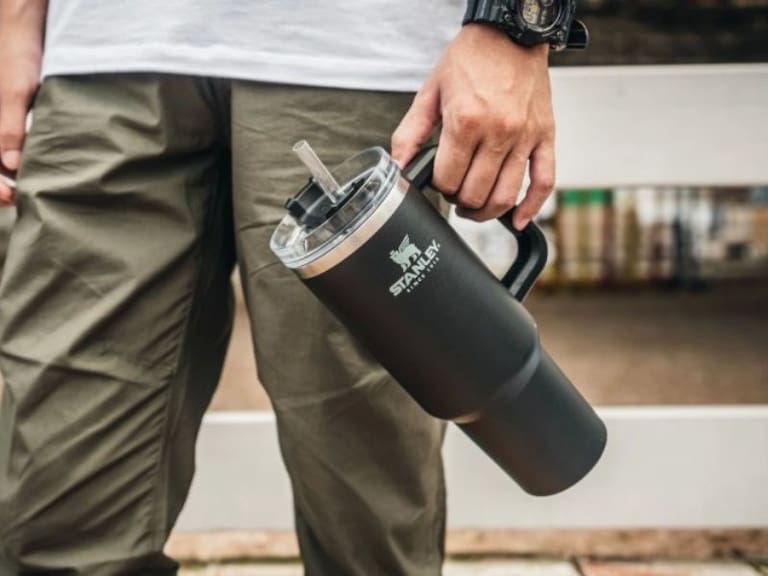Stanley admite que usa plomo para sellar sus populares vasos térmicos