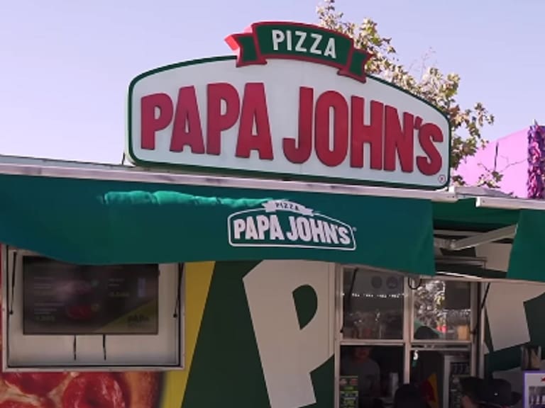 “Se han visto mejoras de un año para otro”: Gerente de Papa John’s valoró los espacios de comida en Lollapalooza