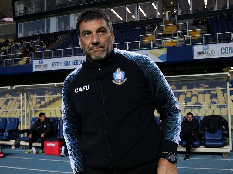 Unión La Calera oficializó al argentino Gerardo Ameli como su nuevo entrenador