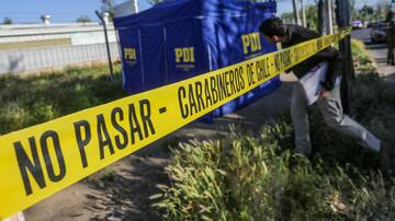 Encuentran cadáver de hombre en una plaza de Colina: hallazgo fue realizado por transeúntes