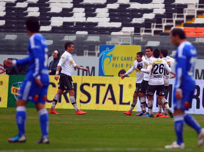 17 de Junio de 2012, Santiago.Esteban Paredes anota el uno a cero, durante el partido valido por la semifinal ida del Campeonato Nacional de Apertura 2012, entre Colo Colo vs Universidad de Chile, jugado en el estadio Monumental.
FOTO: JAVIER VALDES LARRONDO /AGENCIAUNO