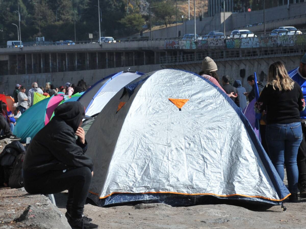 Rucos en chile: ¿se puede hacer algo si invaden la entrada de mi propiedad?