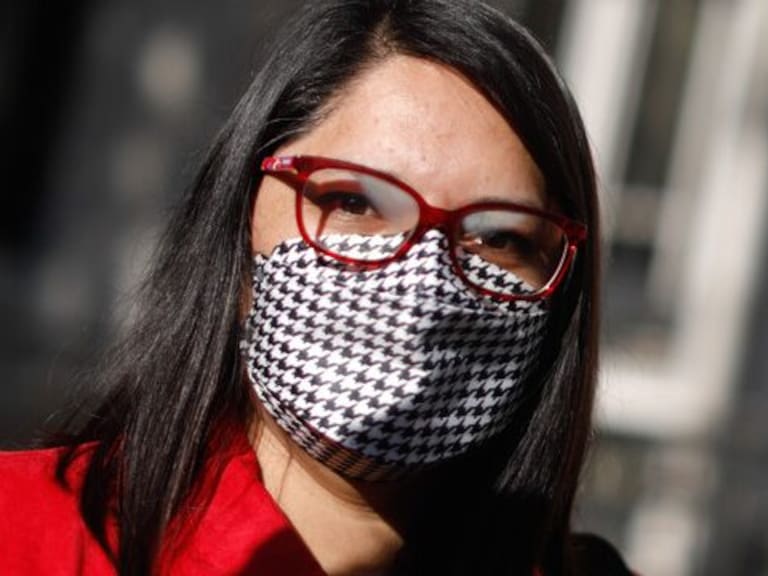 Ruth Hurtado respalda a diputado Urruticoechea y afirma que ella misma fue víctima de violación