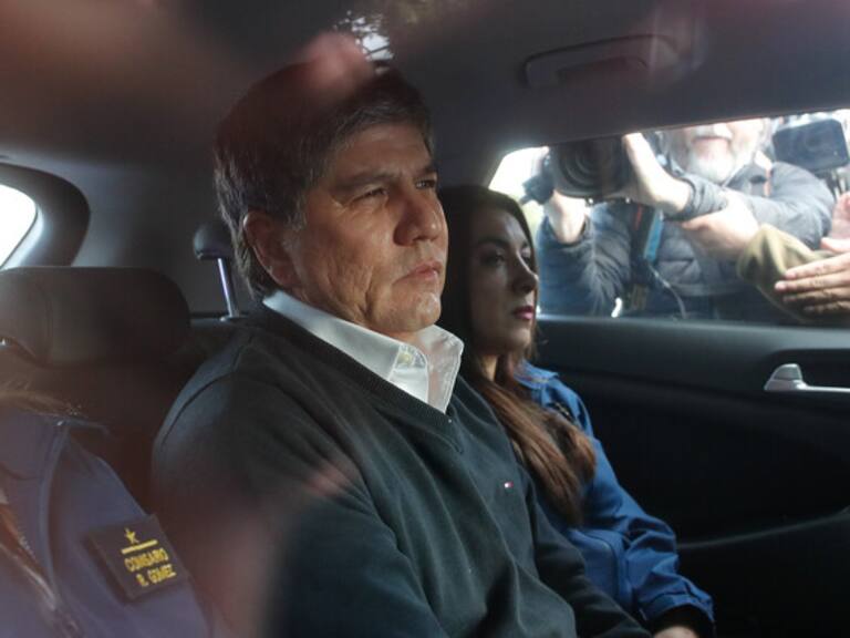 Filtran detalles del primer encuentro de Monsalve con su denunciante: también consumieron pisco sour