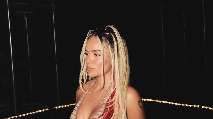 Karol G toma drástica decisión con canción acusada de “fomentar la sexualización” a temprana edad