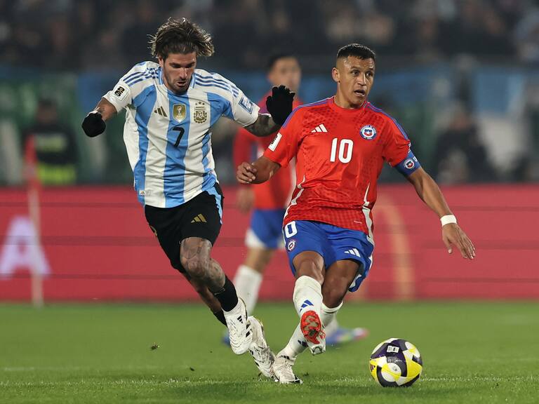 Chile define los reemplazantes de Maripán y Vidal para enfrentar a Bolivia en El Alto