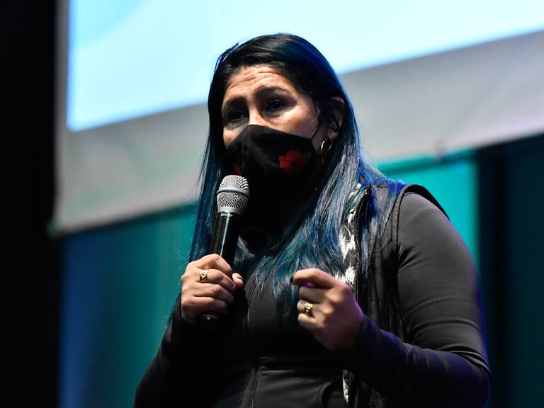 17 DE MAYO 2022/ANTOFAGASTA La Constituyente Giovanna Grandon dirige unas palabras al publico Presente en el teatro Municipal de la ciudad
FOTO CAMILO ALFARO / AGENCIA UNO