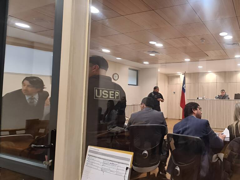 Prisión preventiva para 2 de los 4 trabajadores del Hospital de Osorno acusados de torturar a compañero