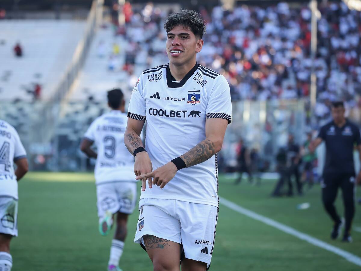 “Me sale de sangre”: Carlos Palacios palpita el Superclásico con llamativa reacción tras victoria ante Huachipato