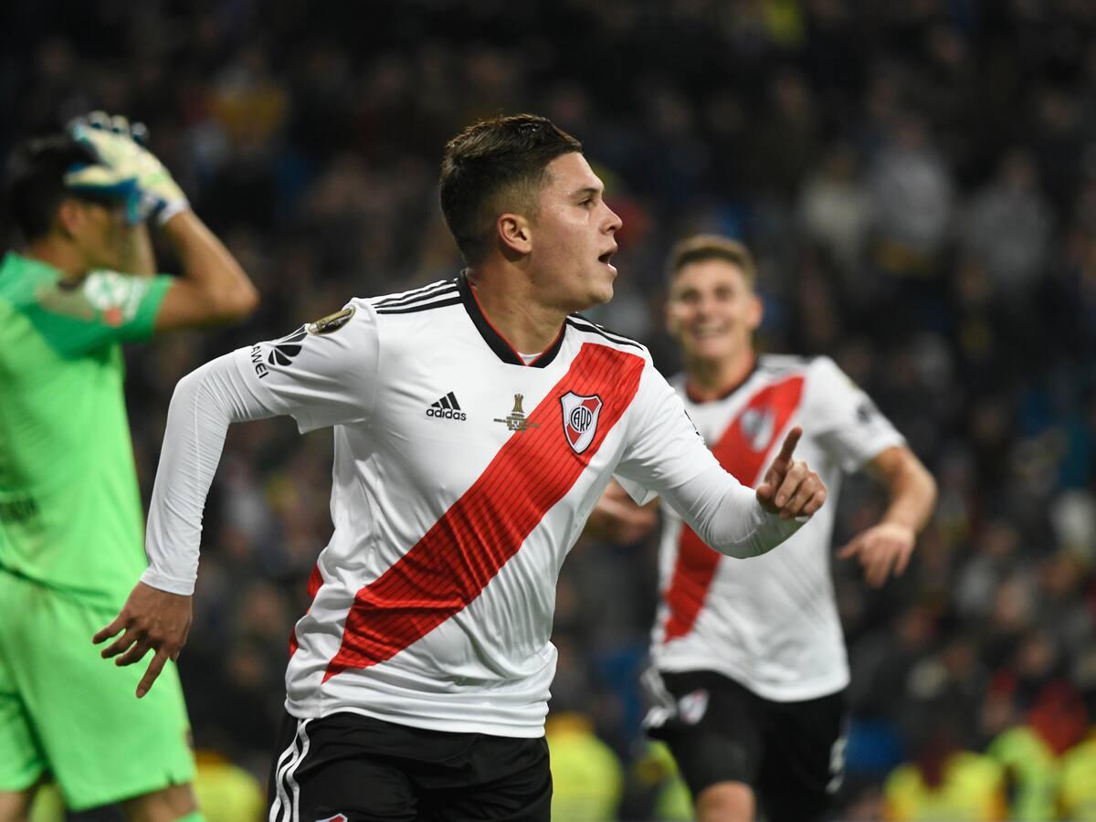 Es oficial: River Plate anuncia el regreso de Juanfer Quintero con provocador guiño a Boca Juniors