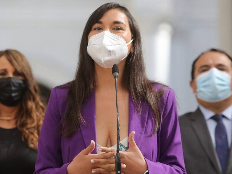 21 de FEBRERO de 2022/ SANTIAGO Izkia Siches llega a reunirse con Rodrigo Delgado para coordinar el traspaso del Ministerio del Interior en el Palacio de La Moneda
FOTO: DIEGO MARTIN/AGENCIAUNO