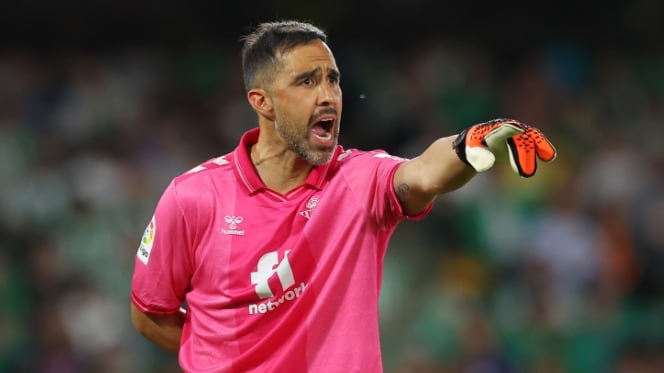 Claudio Bravo y Ben Brereton