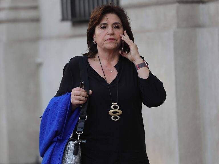 Ministra Ana Lya Uriarte se trasladará al Congreso para conversar y sostener reuniones con representantes de ambas cámaras